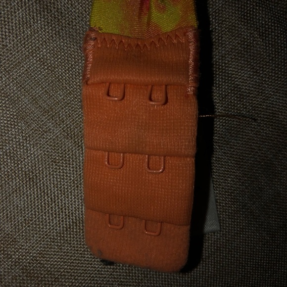 Women’s 34C light push-up bra - Picture 3 of 8